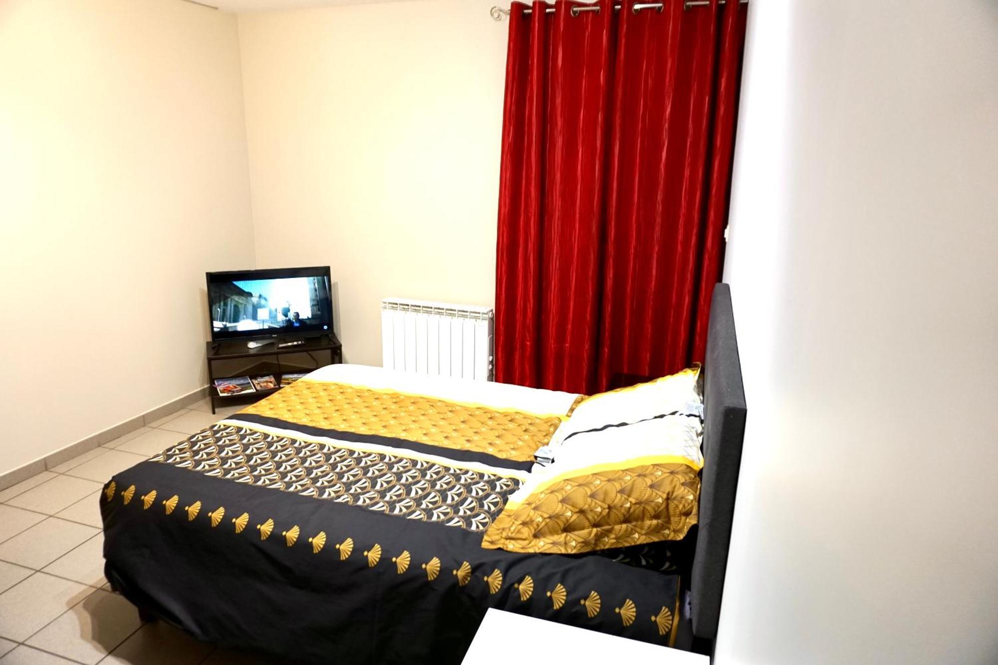 Charmant Studio Centre Ville Le Puy-en-Velay Exterior foto